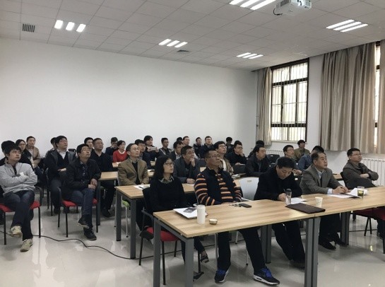 2026世界杯官方合作网站组织新进教师进行首聘期满述职汇报